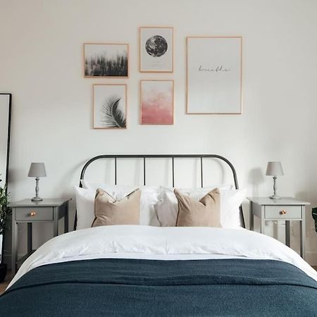 Stylish 2 Bedroom Flat In Ilford, London Екстер'єр фото