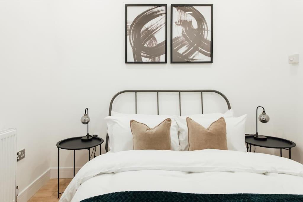 Stylish 2 Bedroom Flat In Ilford, London Екстер'єр фото